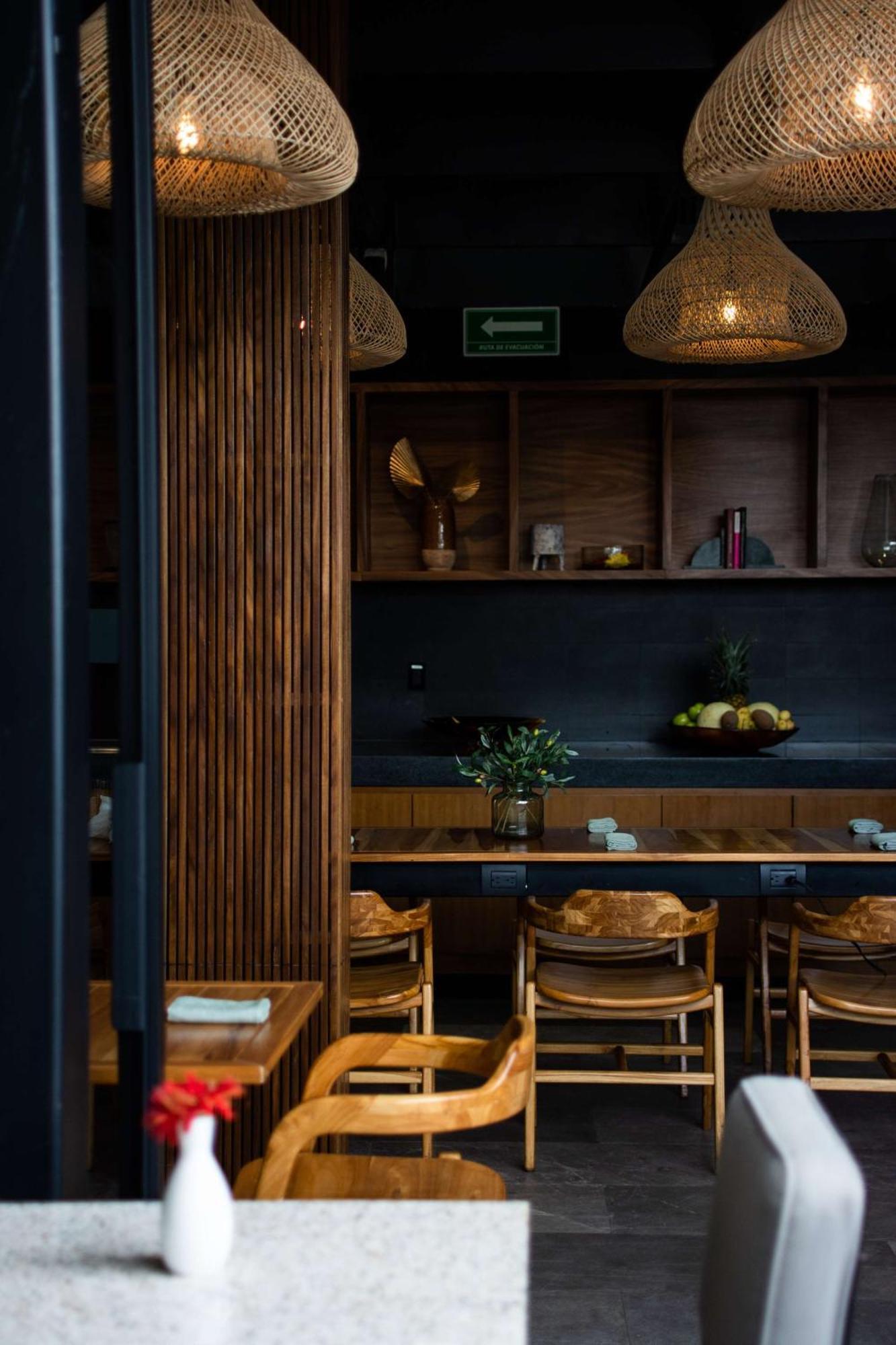 Hotel Umbral, Curio Collection By Hilton