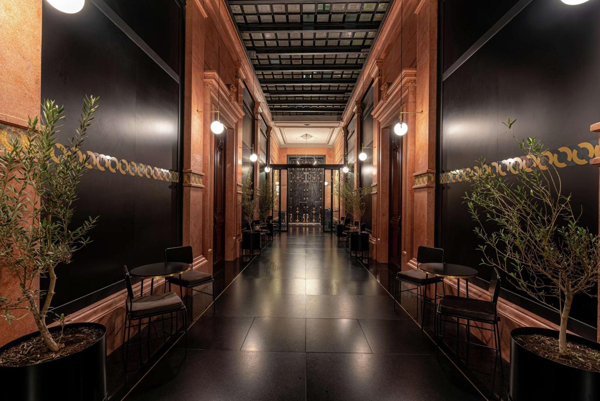 Umbral, Curio Collection By Hilton Hotel 4*