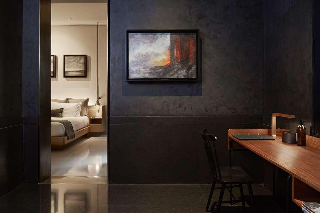 Umbral, Curio Collection By Hilton Hotel